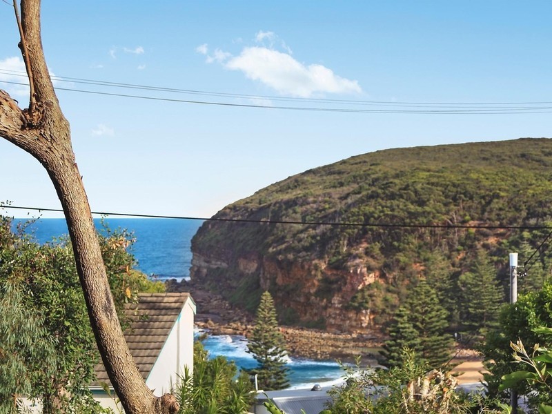 27 Warri Crescent, Macmasters Beach NSW 2251