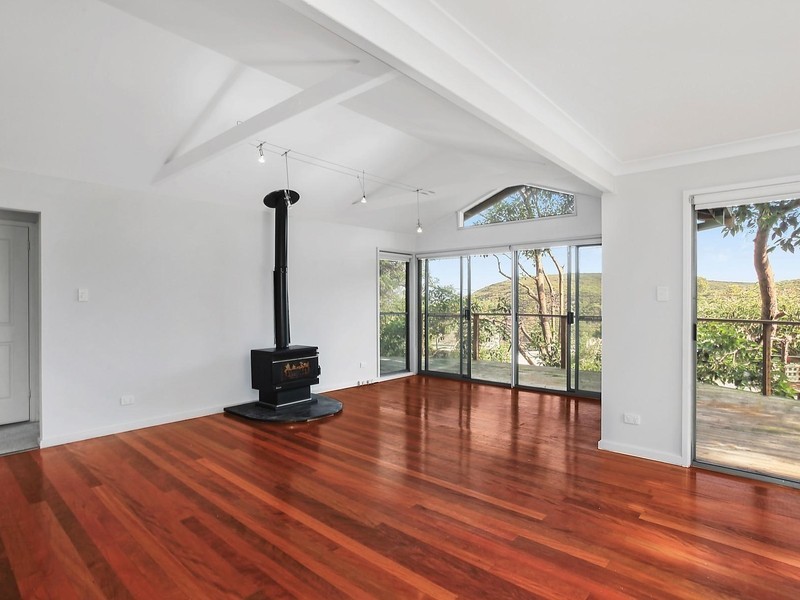 27 Warri Crescent, Macmasters Beach NSW 2251