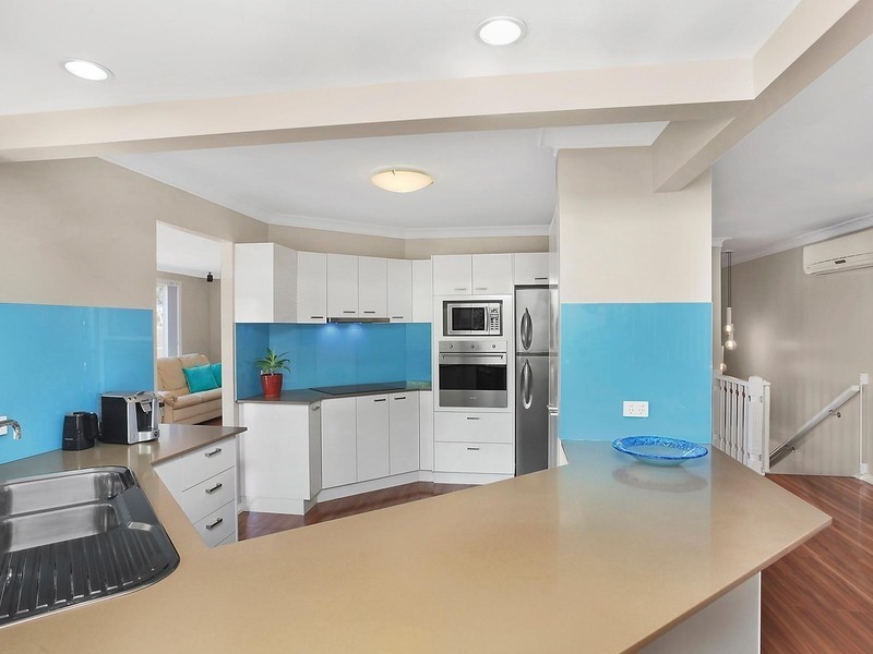 2/6 Grove Road, Wamberal NSW 2260