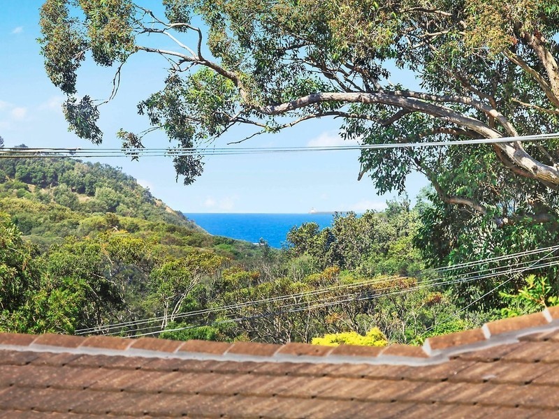 2/6 Grove Road, Wamberal NSW 2260