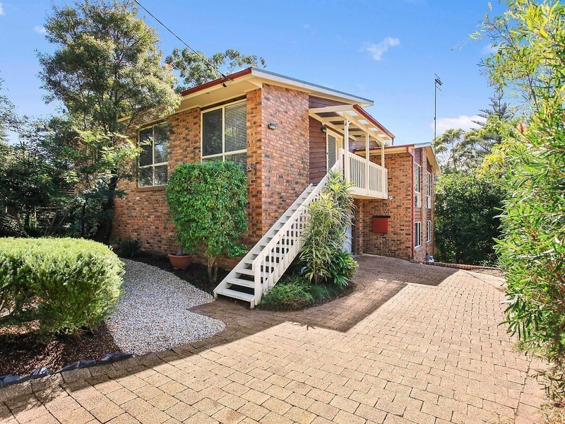 4 Cheswick Street, Avoca Beach NSW 2251