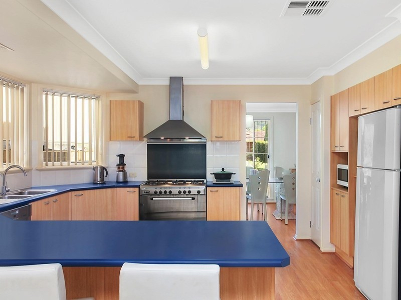 7 Victor Close, Green Point NSW 2251