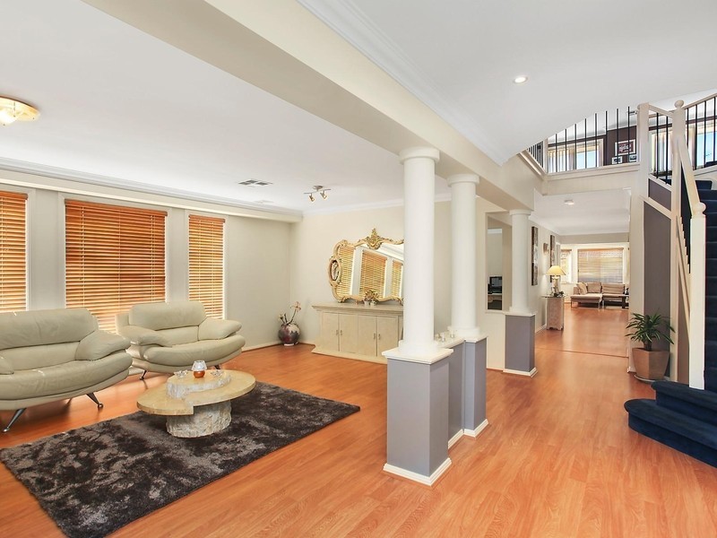 7 Victor Close, Green Point NSW 2251