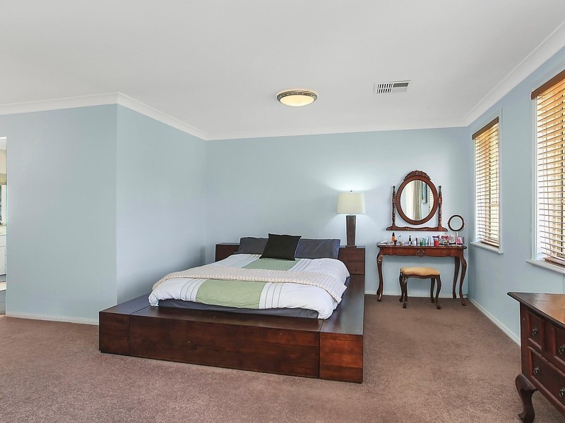 7 Victor Close, Green Point NSW 2251