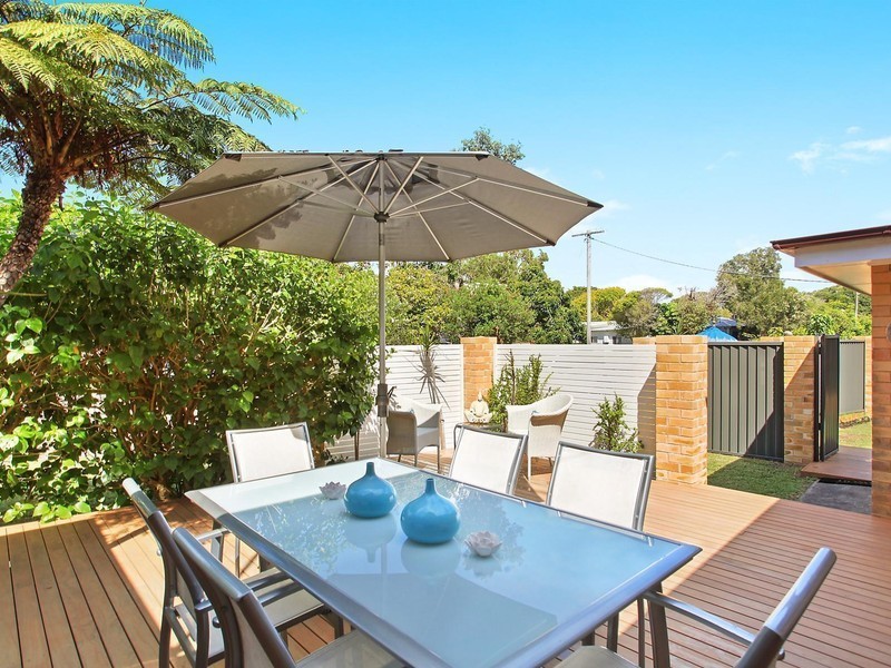 13 Reserve Drive, Bateau Bay NSW 2261