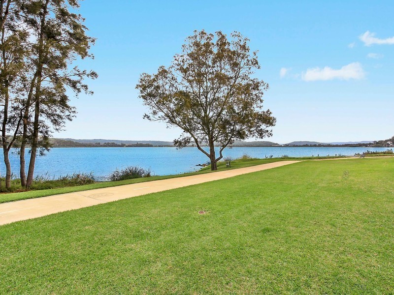 8 Sunny Waters Road, Kincumber NSW 2251