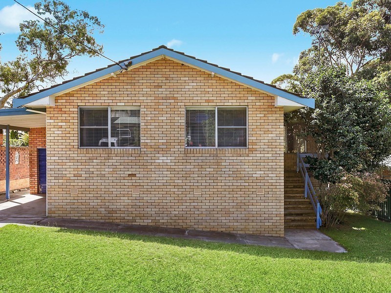 12 Yulong Street, Bateau Bay NSW 2261