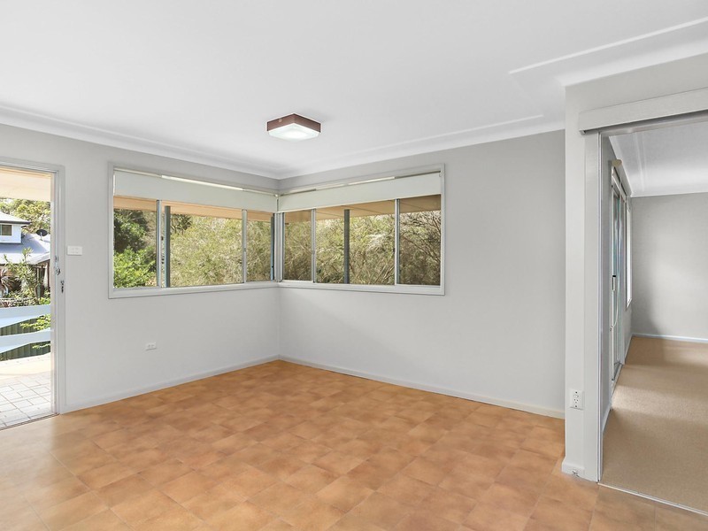 12 Yulong Street, Bateau Bay NSW 2261