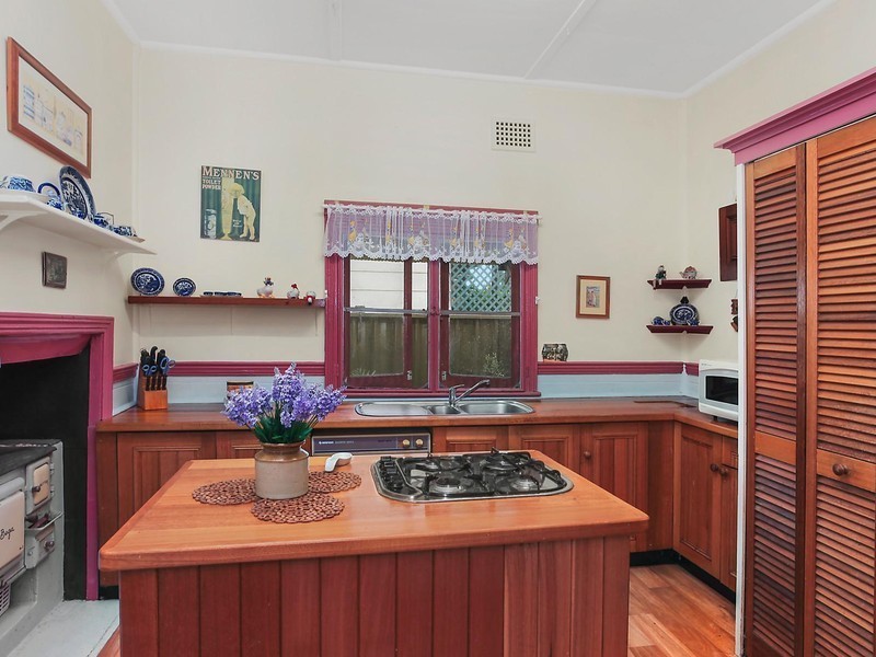 24 Boongala Avenue, Empire Bay NSW 2257