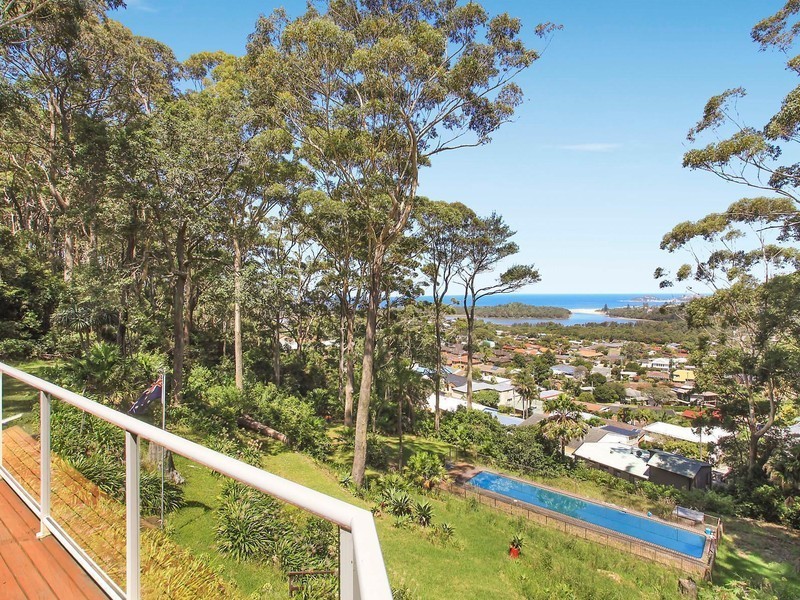 40 Reads Road, Wamberal NSW 2260