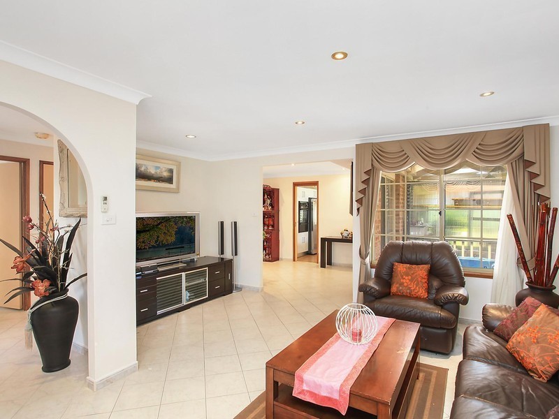 26 Sir Joseph Banks Drive, Bateau Bay NSW 2261