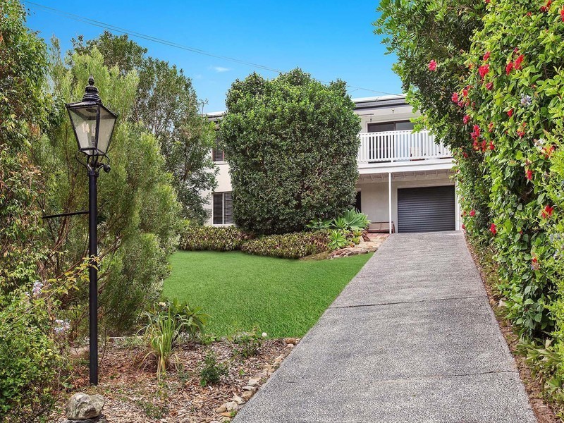 14 Kipling Drive, Bateau Bay NSW 2261