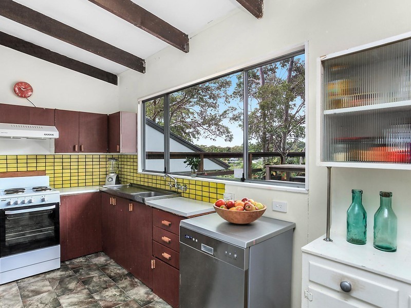 27 Aldinga Drive, Wamberal NSW 2260