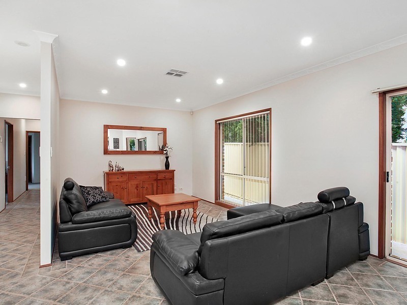 8 Boikonumba Road, Wyee NSW 2259