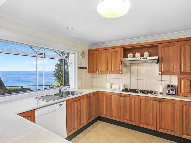 1 Roslyn Place, Noraville NSW 2263