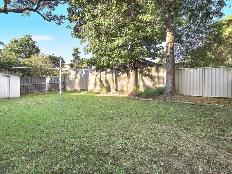 24 Cameron Crescent, Kincumber NSW 2251
