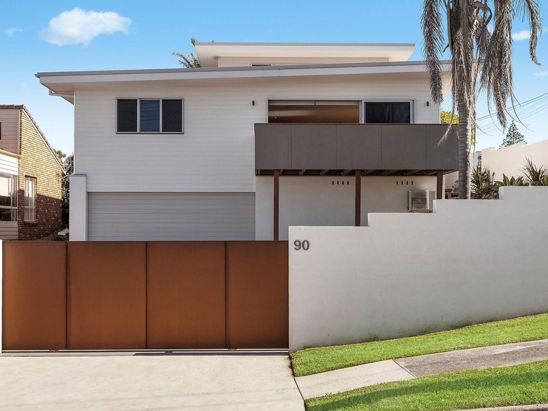 90 Ocean View Drive, Wamberal NSW 2260