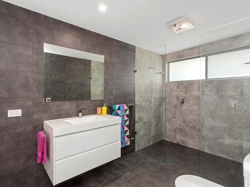 90 Ocean View Drive, Wamberal NSW 2260