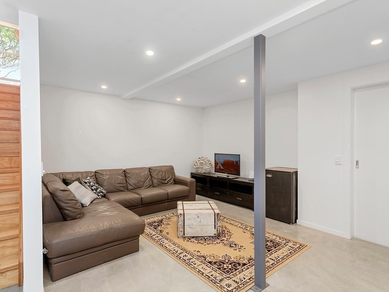 90 Ocean View Drive, Wamberal NSW 2260