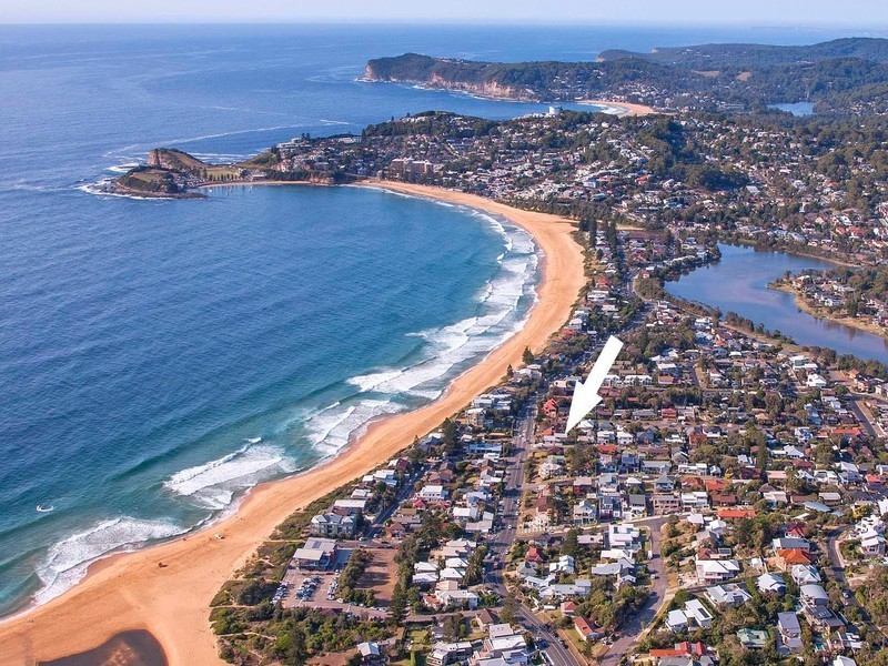 90 Ocean View Drive, Wamberal NSW 2260