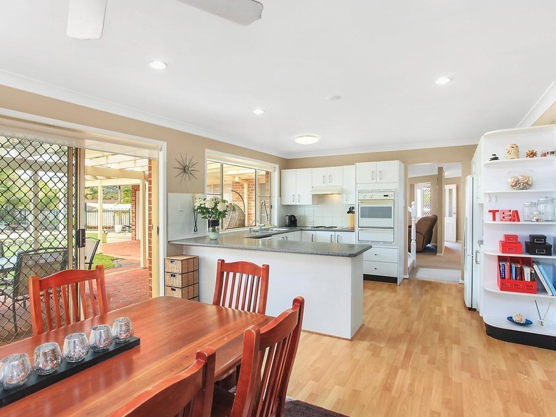 36 Lancaster Parade, Bateau Bay NSW 2261