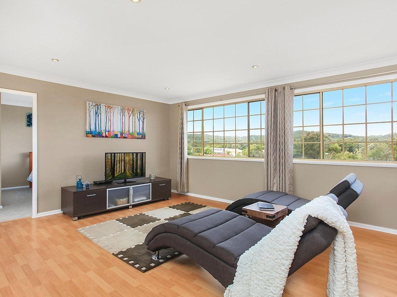 36 Lancaster Parade, Bateau Bay NSW 2261