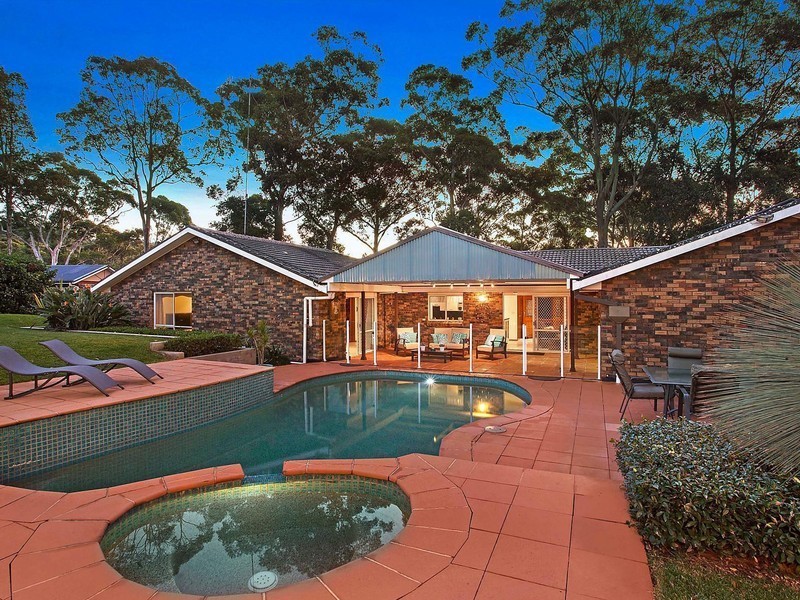 6 Kirra Street, Erina NSW 2250