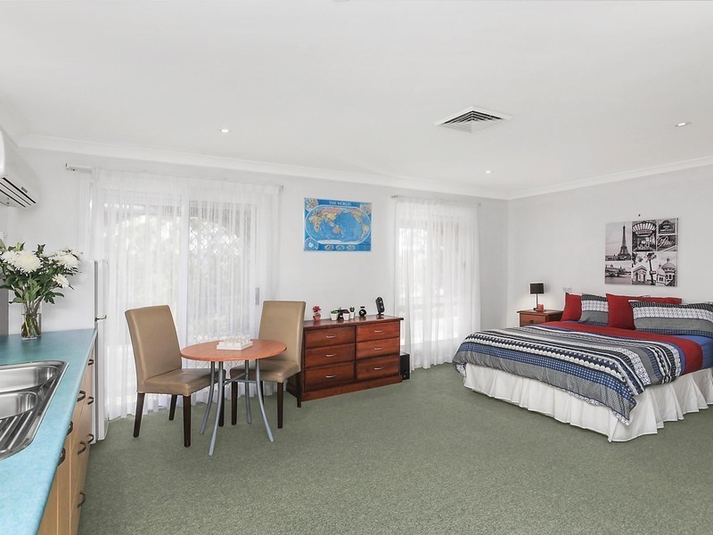 6 Kirra Street, Erina NSW 2250