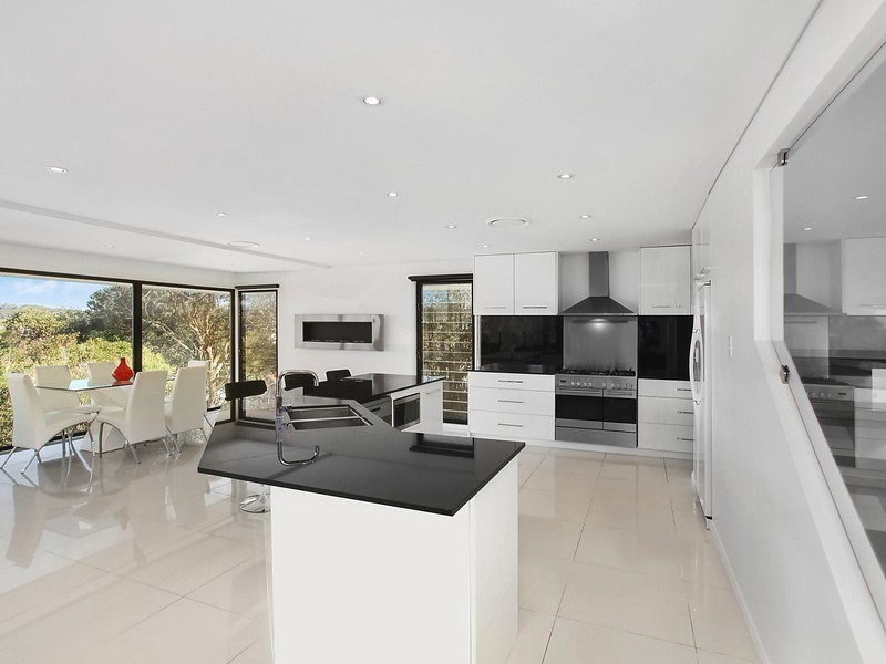 32 Dover Road, Wamberal NSW 2260