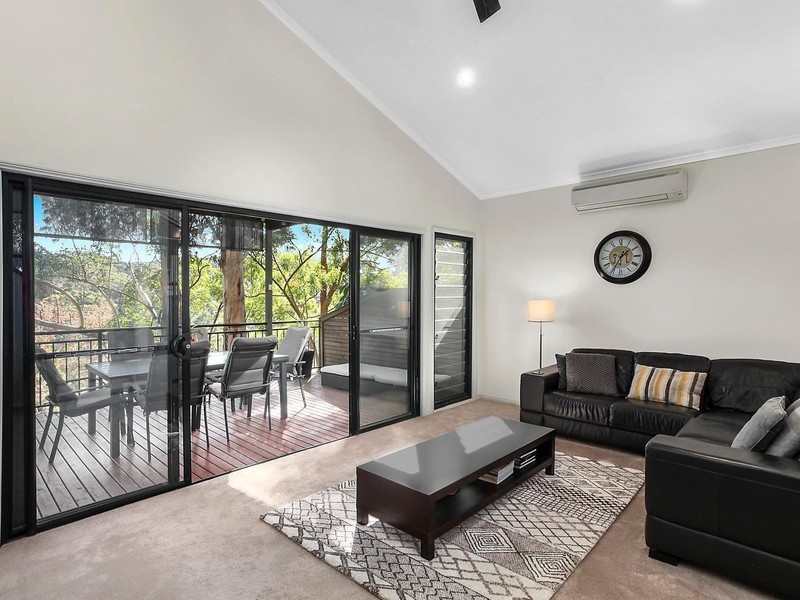 43 Easter Parade, North Avoca NSW 2260
