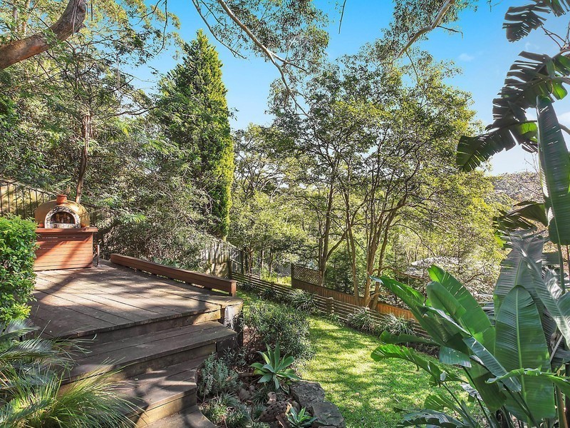 43 Easter Parade, North Avoca NSW 2260