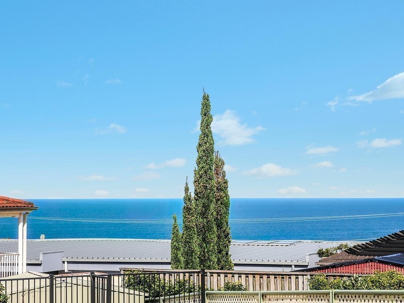 8 Branga Avenue, Copacabana NSW 2251