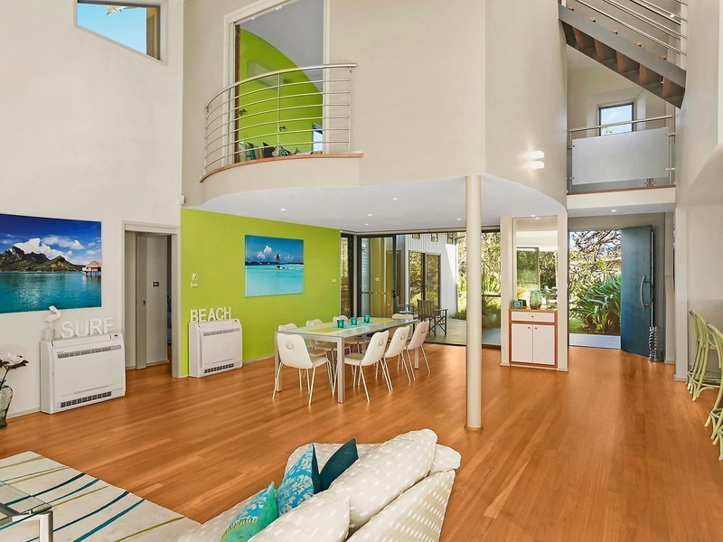 30 Lake Street, North Avoca NSW 2260