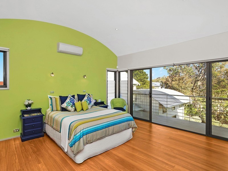 30 Lake Street, North Avoca NSW 2260