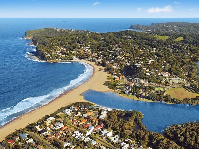 30 Lake Street, North Avoca NSW 2260