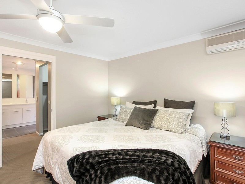 2 Flora Place, Hamlyn Terrace NSW 2259