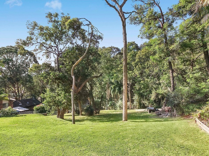 6 Stephenson Road, Bateau Bay NSW 2261
