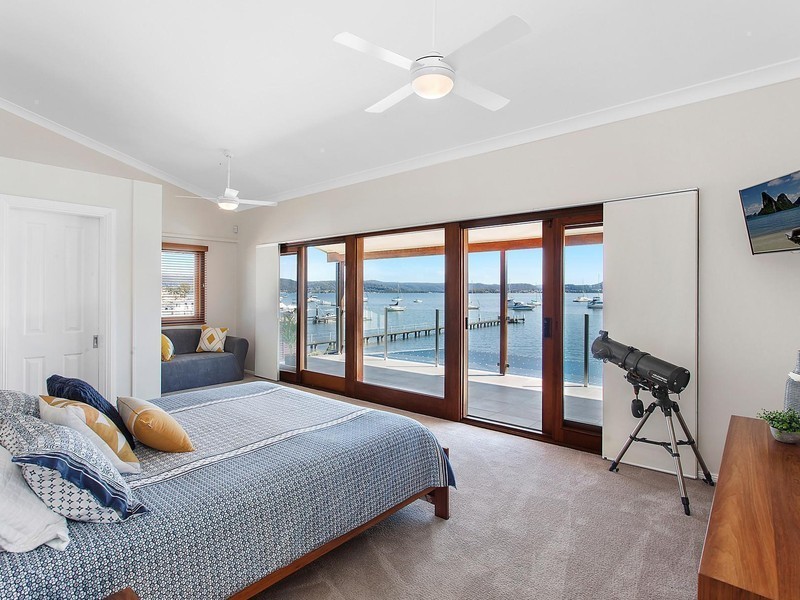 11 Village Road, Saratoga NSW 2251