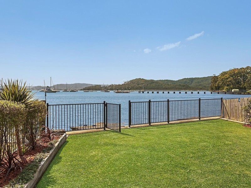 11 Village Road, Saratoga NSW 2251