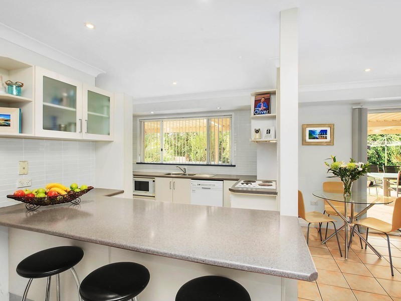 9 Nepean Street, Bateau Bay NSW 2261