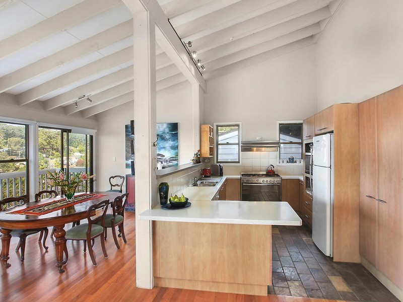 13 Parry Avenue, Terrigal NSW 2260