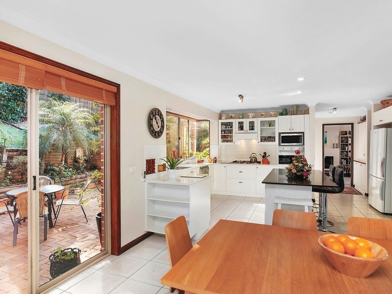 9 Hibiscus Avenue, North Avoca NSW 2260