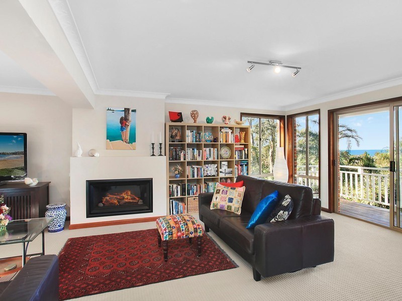 9 Hibiscus Avenue, North Avoca NSW 2260