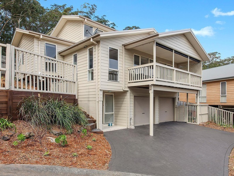 12 Irwin Place, Green Point NSW 2251