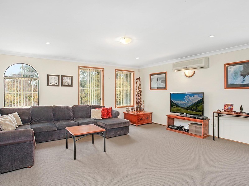 1 Tallowood Crescent, Erina NSW 2250