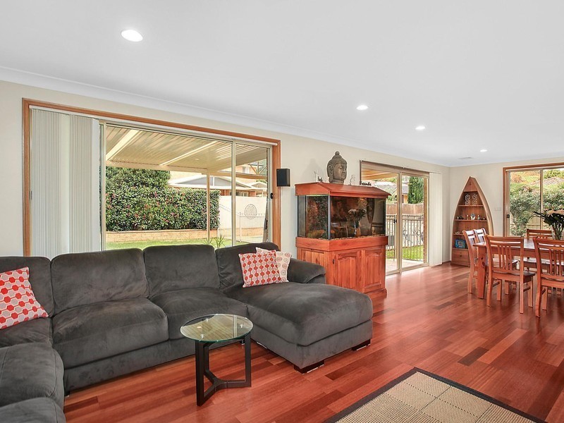 1 Tallowood Crescent, Erina NSW 2250