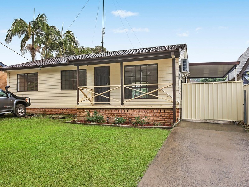 102 Griffiths Street, Mannering Park NSW 2259