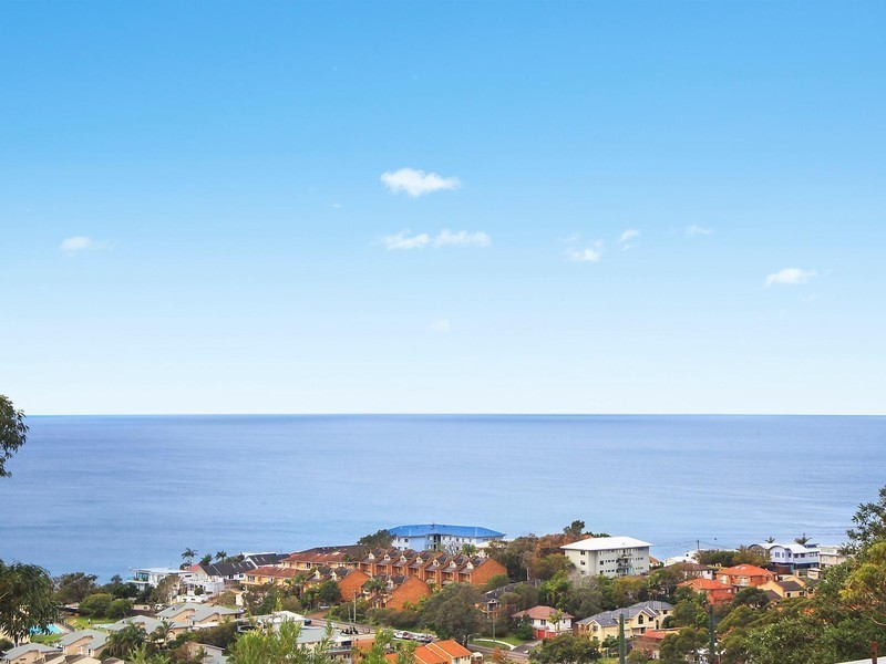 52 Hillcrest Street, Terrigal NSW 2260