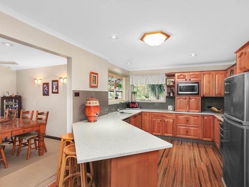 6 Crestside Close, Terrigal NSW 2260