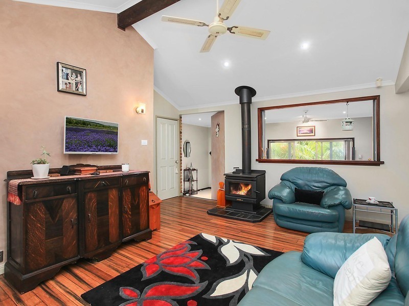 6 Crestside Close, Terrigal NSW 2260